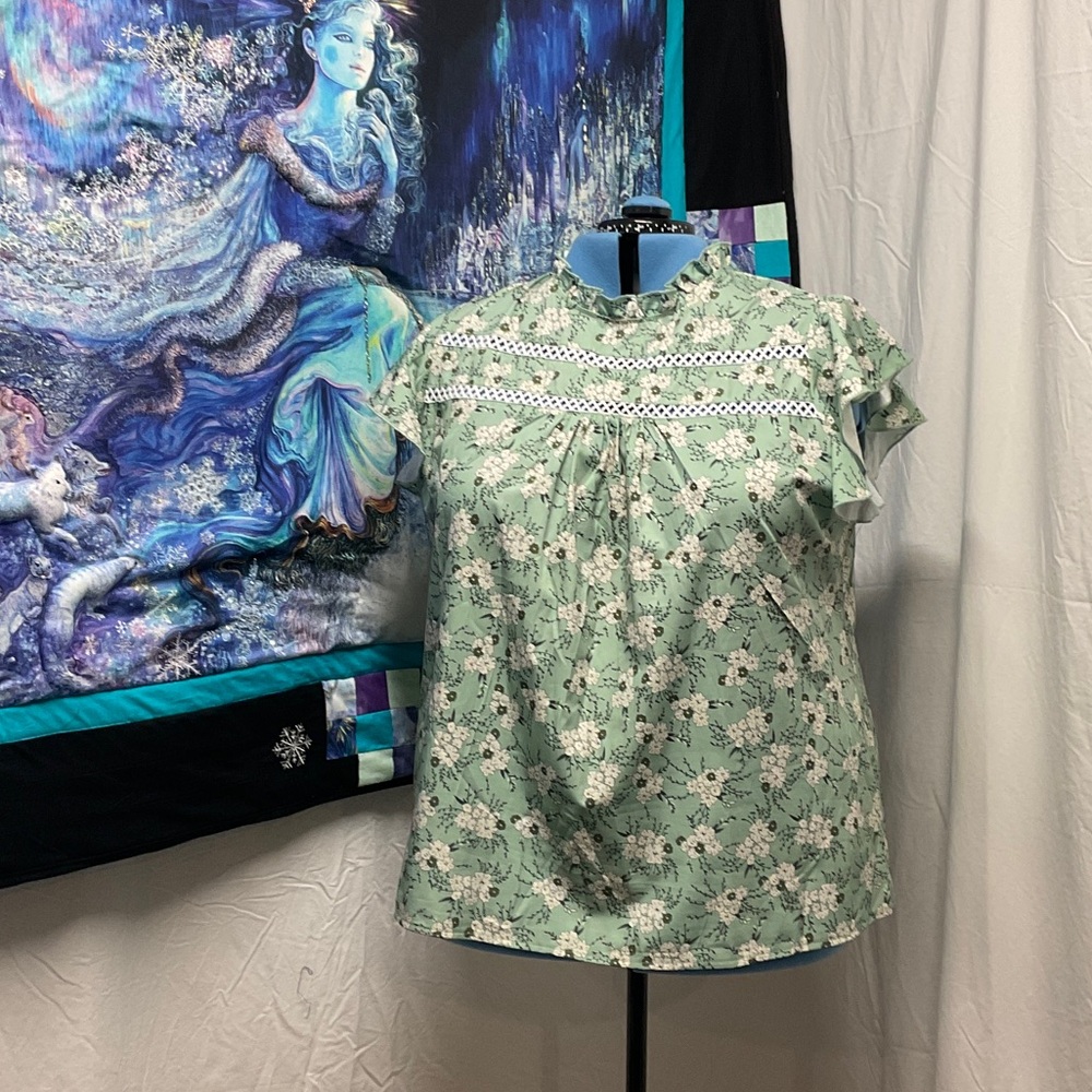SHEIN Mint Floral Blouse